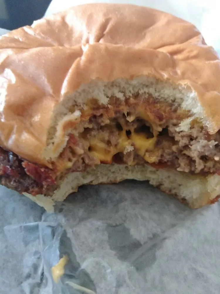 Triple Cheeseburger